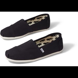 TOMS Black Classic Canvas